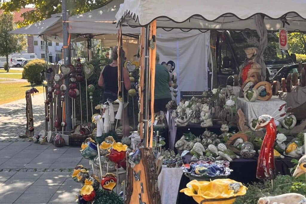 Podersdorf Kunsthandwerksmarkt - Einblick in das Markterlebnis